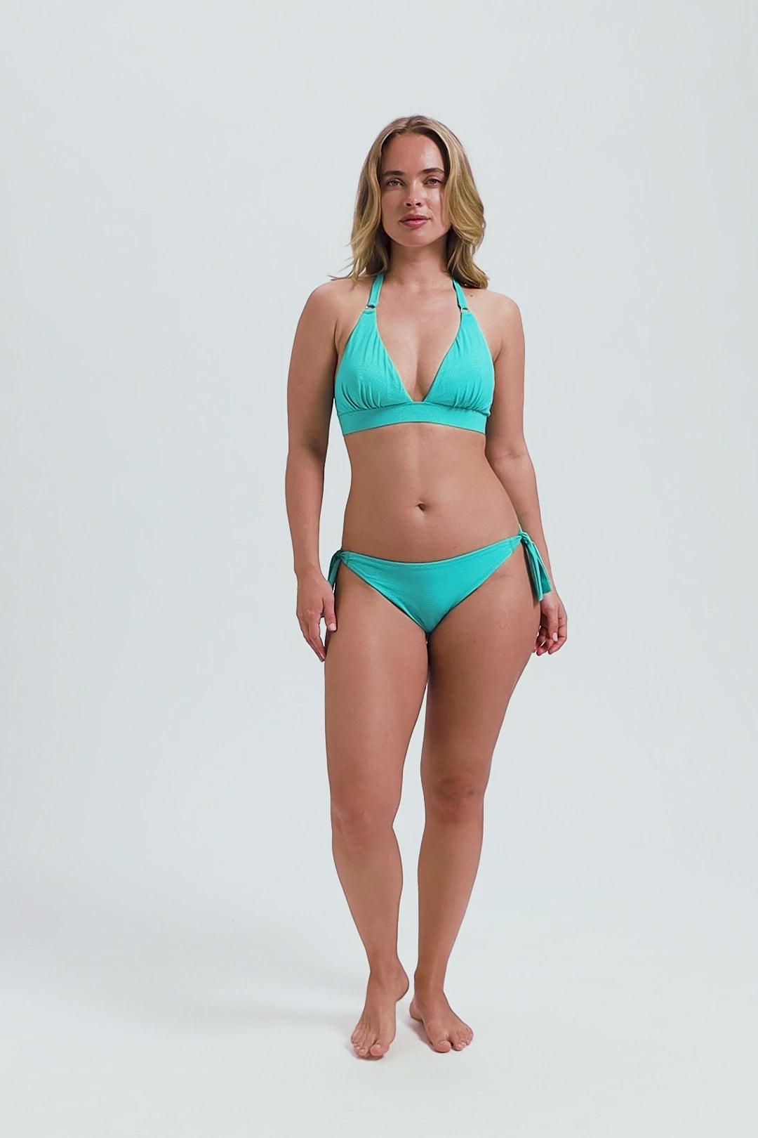 エレッセ  sizeL Sea Sparkle halter bikinitop – Cyell